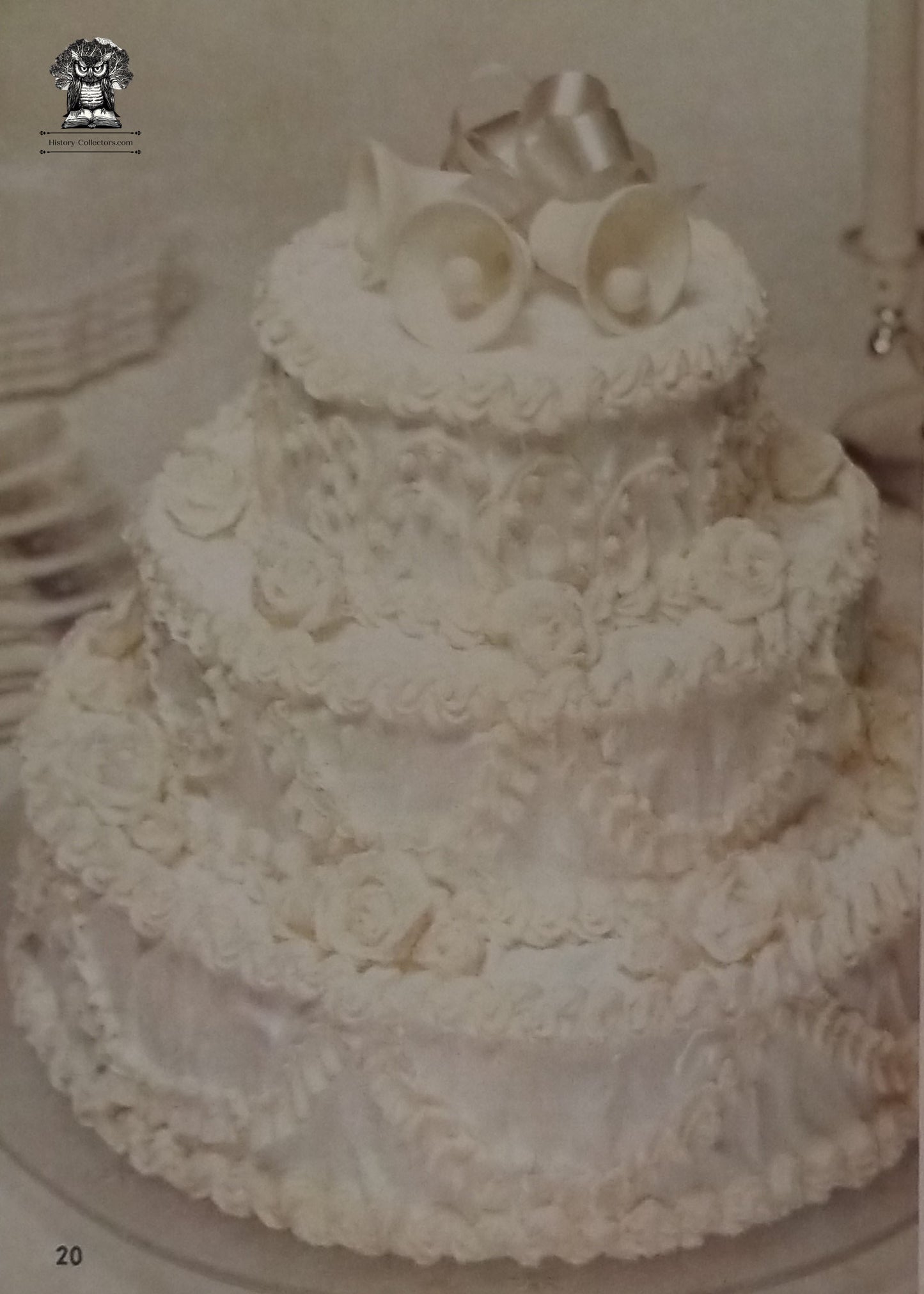 1958 Betty Crocker Frosting Secrets Cookbook - How To Piping Baking Cakes