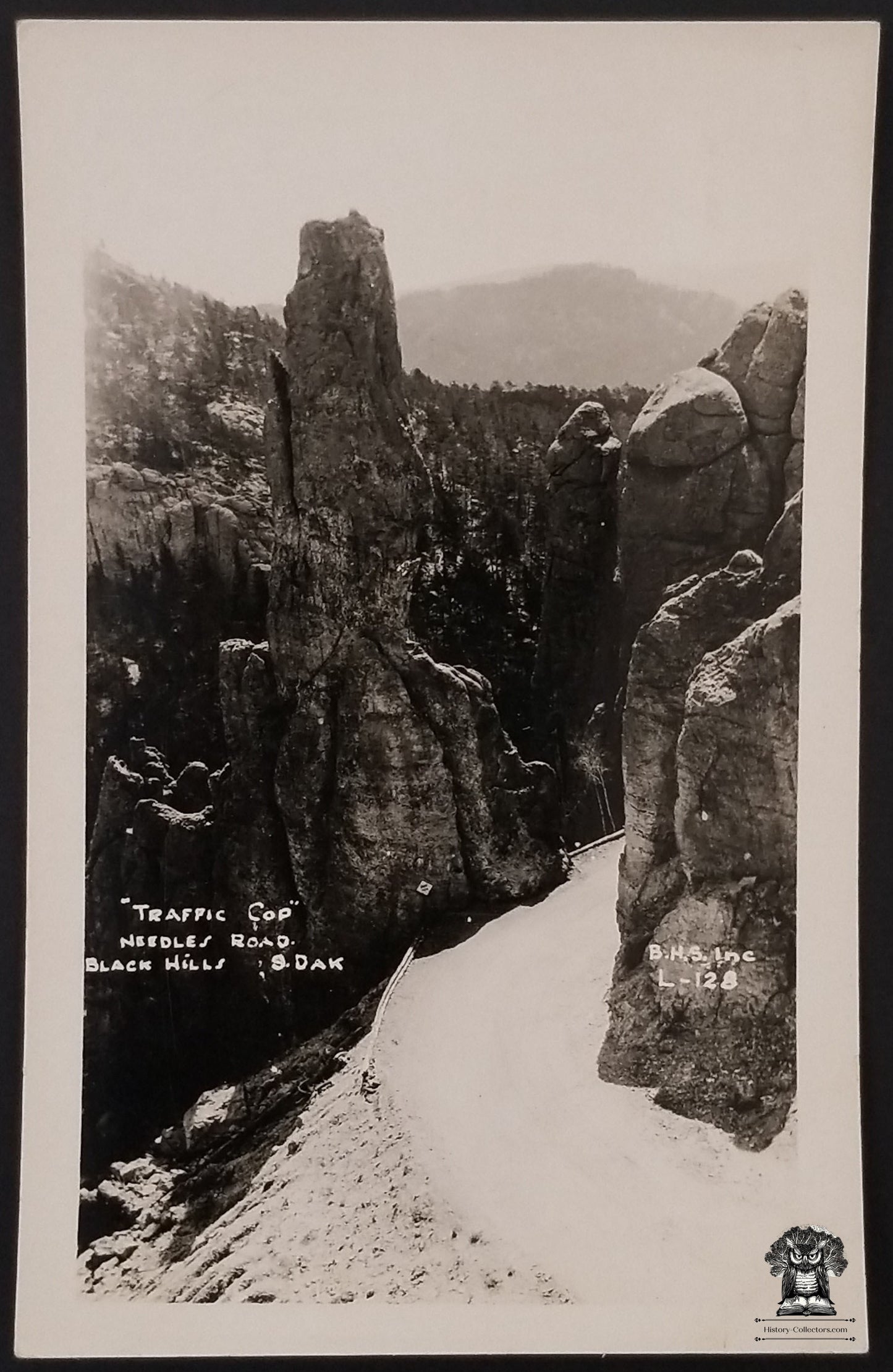 RPPC Picture Postcard - Traffic Cop Rock Needles Highway Black Hills South Dakota - BHS