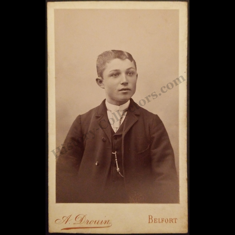 1893 Young Male Professional Portrait Cabinet Card Photograph - Photographer A. Drouin - Belfort France - Unidentified - Gilded Progressive Era - Ready For Framing