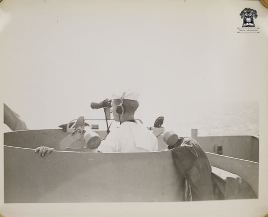 c1940s WWII Era United States Navy USN Boatswain Mate Sailor On Watch Lookout Photograph - 10x8